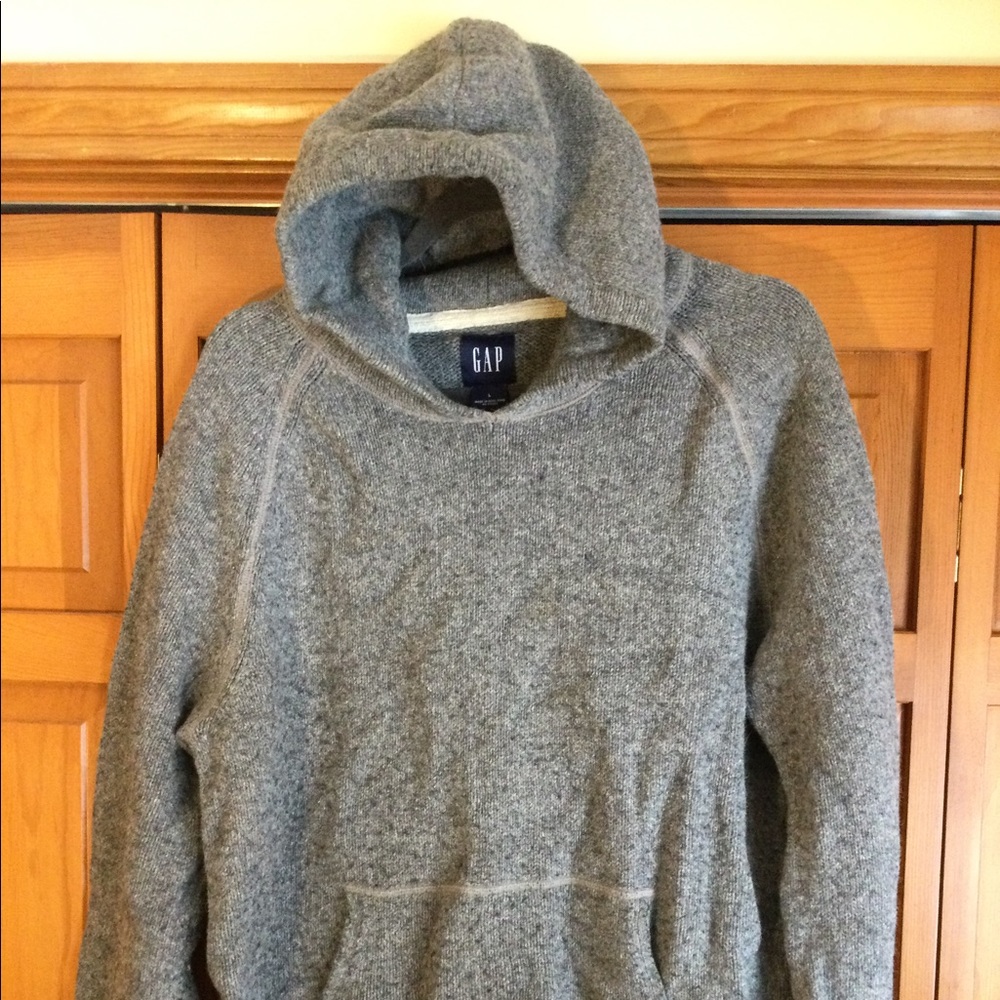 Heavy hooded sweatshirt